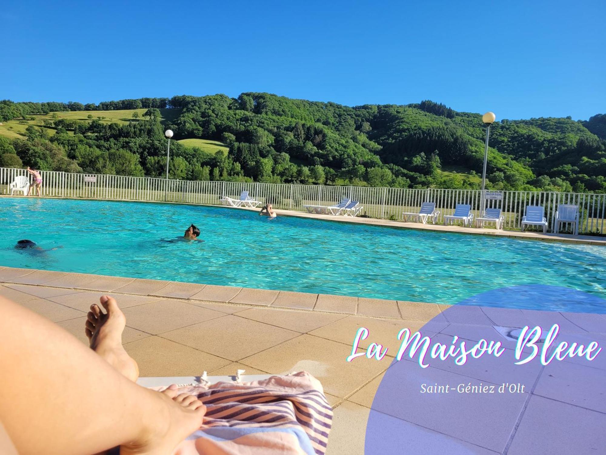 Appartement Maison mitoyenne piscines chauffées et tourisme vert à Saint-Geniez-dʼOlt Extérieur photo